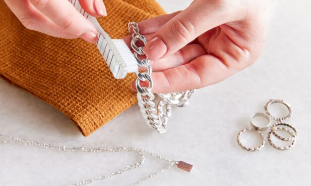 Czym Wyczyścić Srebrny Łańcuszek? – 6 Skutecznych Trików