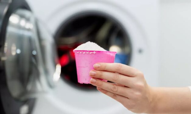 Jak Odmierzyć Proszek Do Prania Bez Miarki? (I Co Jeśli Wsypiesz Za Dużo?)